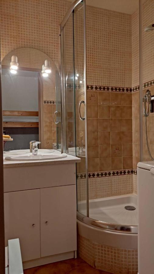Bel Appartement Avec Piscine Proche Des Plages Six-Fours-les-Plages Luaran gambar