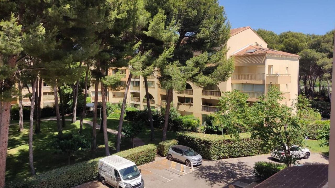 Bel Appartement Avec Piscine Proche Des Plages Six-Fours-les-Plages Luaran gambar